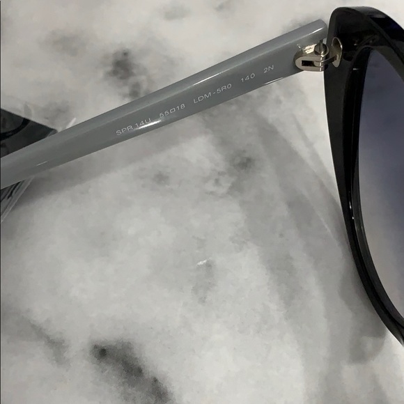 PRADA SUNGLASSES - Picture 4 of 7